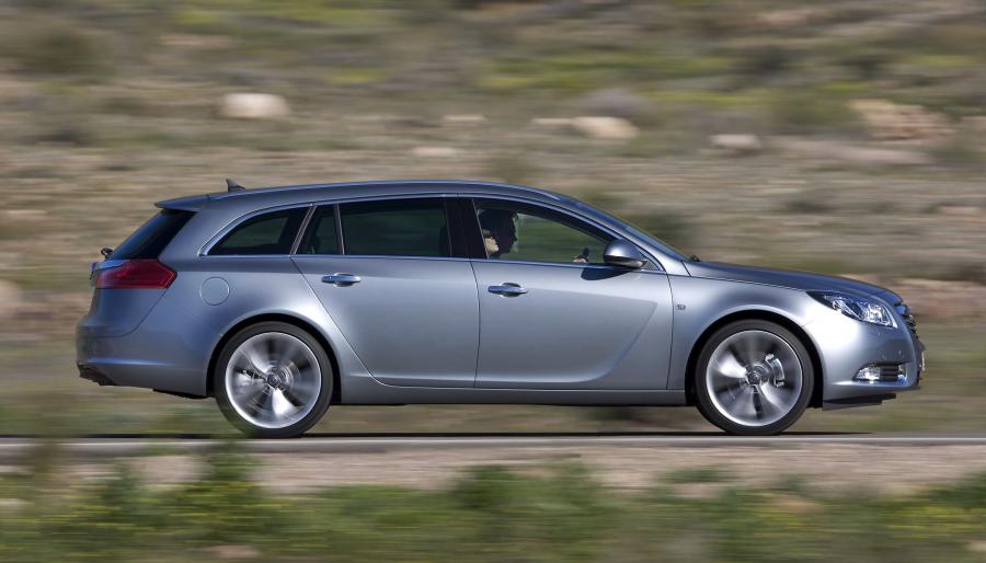  Opel Insignia Sports Tourer 2008 года  (фото 74 из 127)